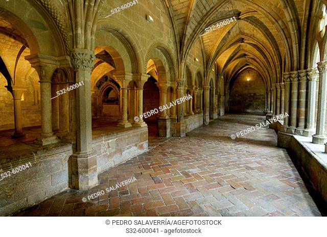 Cloister (14th century). Monastery Santa Maria de Veruela. Vera del Moncayo. Zaragoza. Aragon. Spain