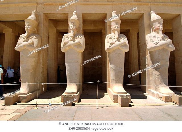 Stone statue of Queen Hatshepsut, Hatshepsut's temple, the focal point of the complex, Luxor (Thebes), Egypt, Africa