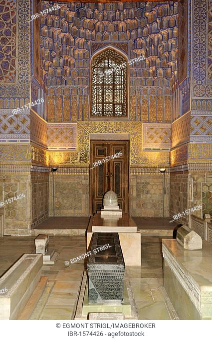 Interior of Gur Emir, Gur-Amir, Guri Amir mausoleum, grave of Timur, Temur, Tamerlane, Samarkand, Silk Road, Uzbekistan, Central Asia