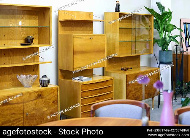 PRODUCTION - 10 July 2023, Saxony, Leipzig: Furniture from the 50s to 70s from the GDR and the former Czechoslovakia are in the ""Nabyteque""