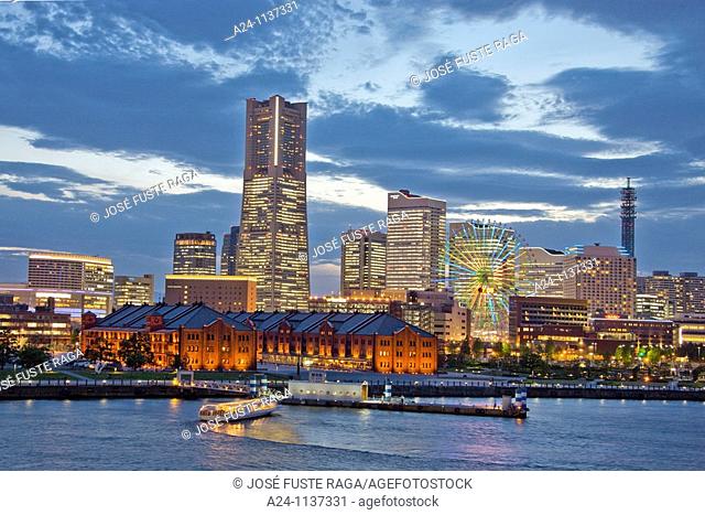 Yokohama City Skyline-Landmark Bldg