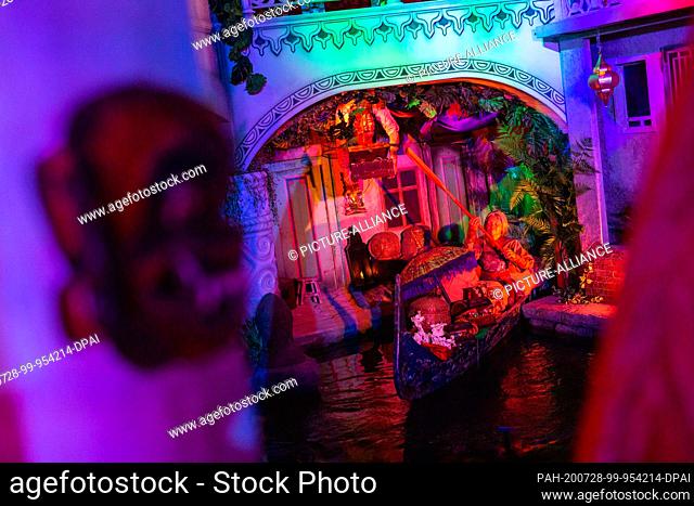 28 July 2020, Baden-Wuerttemberg, Rust: Scenes with animated puppets (Animatronics) can be seen in the attraction ""Pirates in Batavia"" on the Europa-Park...