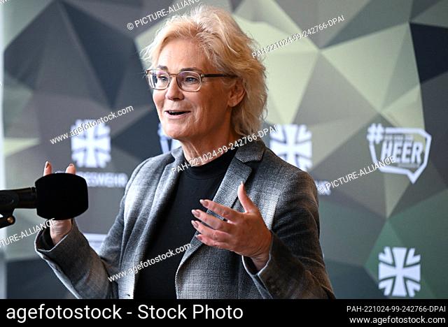 24 October 2022, Baden-Württemberg, Calw: Federal Defense Minister Christine Lambrecht (SPD) makes a statement during her visit to the Special Forces Command...