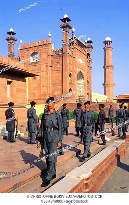 Pakistan, Punjab, Lahore, World Heritage Site, Changing the guard at Allama Iqbal mausoleum