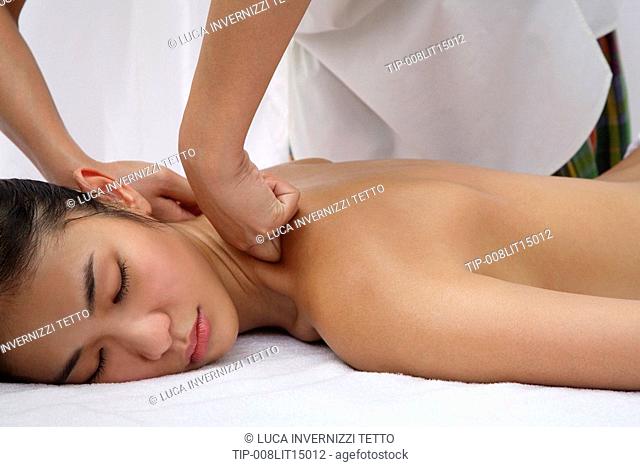Siddha Marma Massage at Aura Spa at Park Hotel New Delhi, India