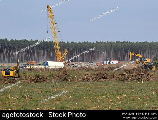 18 March 2020, Brandenburg, Grünheide: View of the construction area of the future Tesla Gigafactory. The consequences of the corona crisis will not delay the...