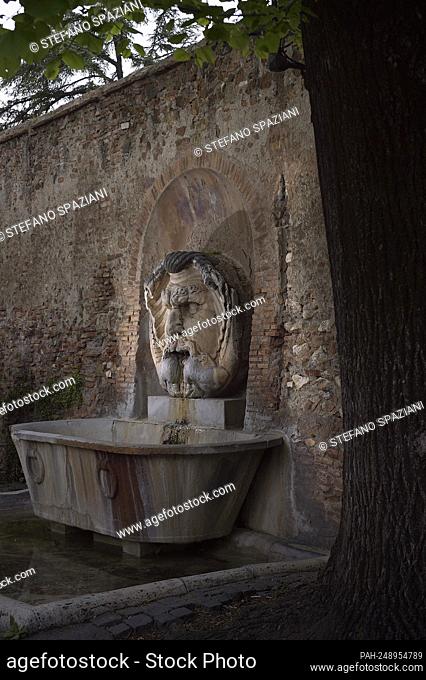 Rome Colle Aventino, Fountain of the Mascherone of Santa Sabina The fountain of the Mascherone di Santa Sabina is located in Piazza Pietro d'Illiria