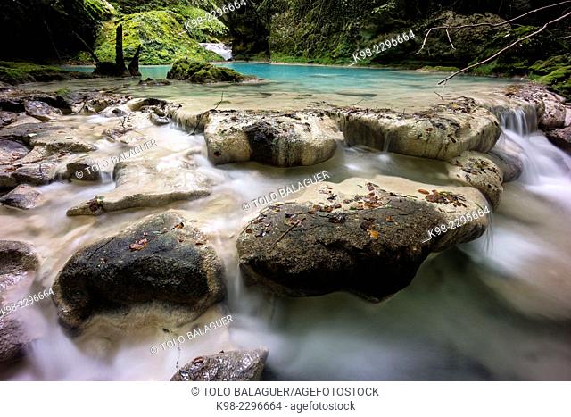 Source of the river Urederra, Parque natural de Urbasa-Andia, Navarre, Spain