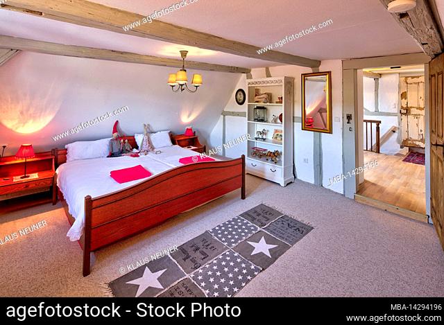 Photo reportage with text, Obere Gasse No 7, homestory, bedroom, view into, hallway, half-timbering, renovation, interior, Rothenfels, Main Spessart, Franconia