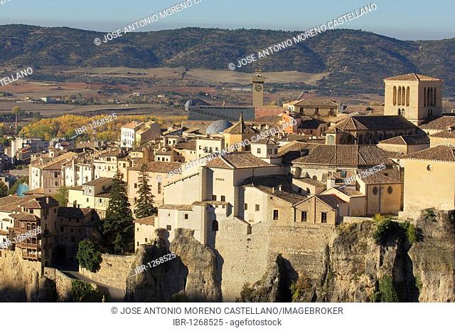 Old town and the Hanging Houses, Cuenca, UNESCO World Heritage Site, Castilla-La Mancha, Spain, Europe