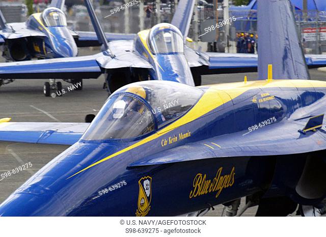 SEATTLE (Aug. 3, 2007) - The U.S. Navy Blue Angels' F/A-18 Hornets grace the runway on Boeing field, Wash. as they taxi to the run way prior to a flight...