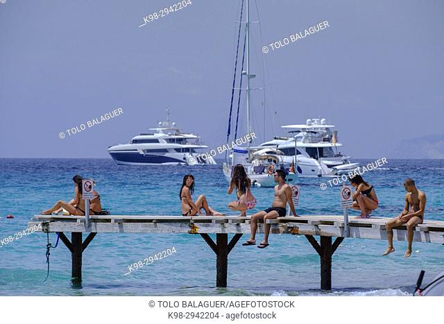 enbarcadero, playa de Illetes, Parque natural de ses Salines de Ibiza y Formentera, Formentera, Balearic Islands, Spain
