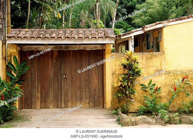 House, Gate of Wood, North coast, Camburi, São Paulo, Brazil
