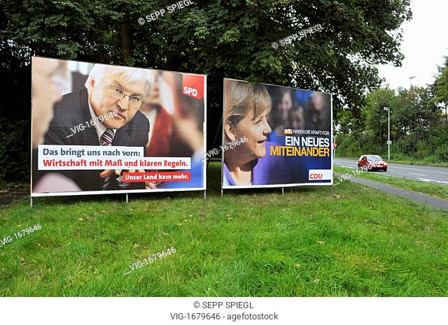 Germany, Duesseldorf, 17.09.2009 Election posters of the SPD and CDU - DUESSELDORF, GERMANY, 17/09/2009