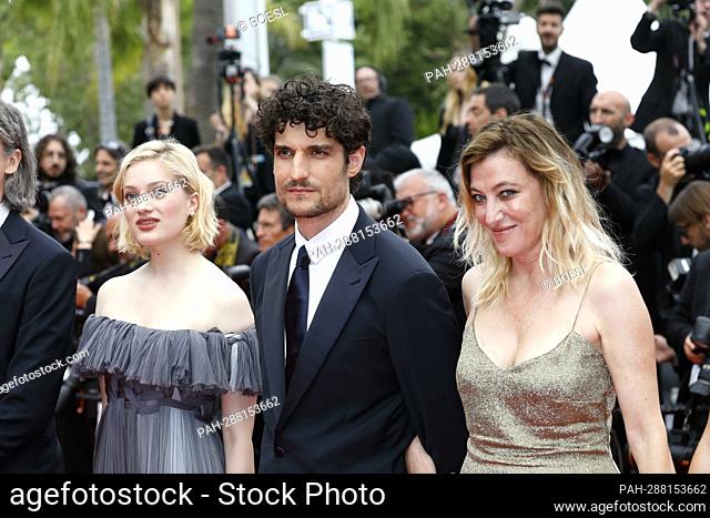 Louis Garrel (l-r), Nadia Tereszkiewcz and Valeria Bruni Tedeschi attend the premiere of 'Forever Young' during the 75th Annual Cannes Film Festival at Palais...