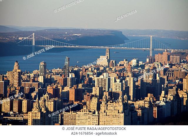 USA, New York City , West Side Manhattan, Hudson river and Washington Bridge