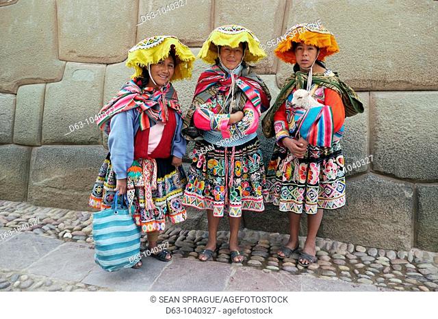 Quechua women, Cusco, Peru