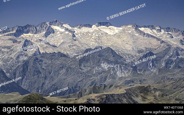 Mont Valier's summit. Views towards Aran Valley and the Maladetas range (Ariège, Pyrenees, France)