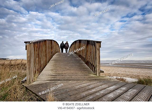 Bridge on the Wadden Sea - Munkmarsch/Sylt, Schleswig-Holstein, Germany, 02/01/2009