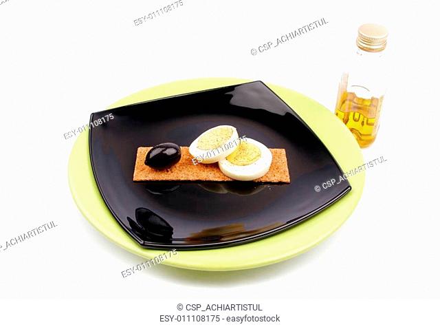 fiber egg black olive and olive oil