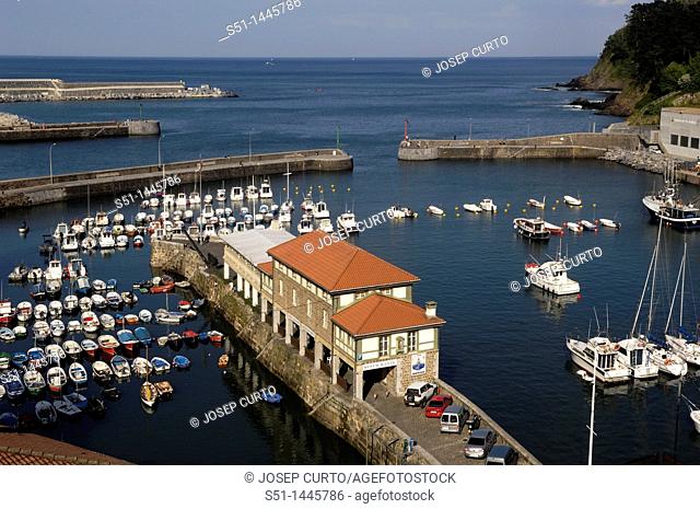 Harbour, Mutriku, Guipuzcoa, Basque Country, Spain