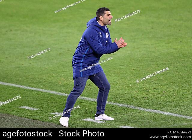 coach Diwithrios GRAMMOZIS (GE) gesture, gesture, soccer 1st Bundesliga, 24th matchday, FC Schalke 04 (GE) - FSV FSV FSV Mainz 05 (MZ) 0: 0, on March 5th