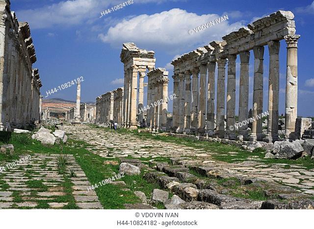 Apamea, Apameia, Roman, Roman, antiquity, antique, columns, ruins, Syria, Middle East