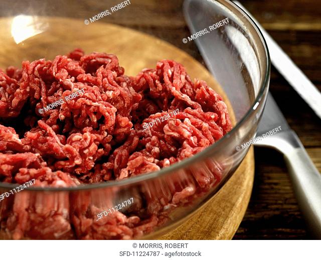 steak mince in a bowl