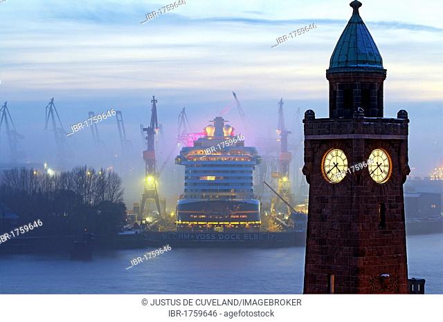 Ship, cruiser, cruise liner Disney Dream in dock 17 in Hamburg harbour at river Elbe in misty evening light, Blohm and Voss shipyard in Hamburg, Germany, Europe