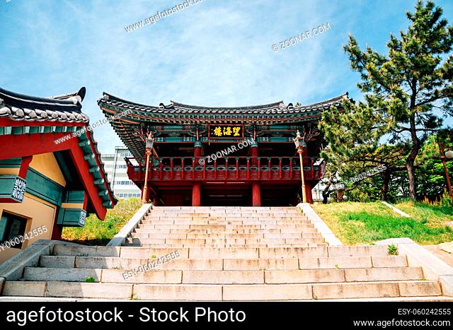 Jinnamgwan Hall Korean traditional architecture in Yeosu, Korea (Translation is Manghaeru)