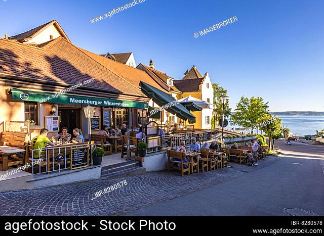 Terrasse des Restaurants Meersburger Winzerstuben, Unterstadt, Altstadt, Meersburg, Bodensee, Baden-Württemberg, Deutschland