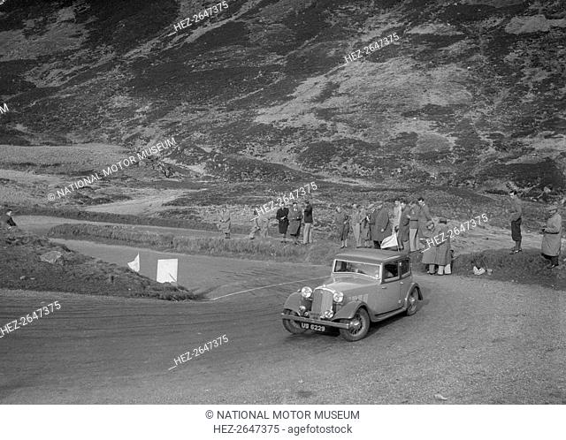 Rover saloon of J Gibbon Jr at the RSAC Scottish Rally, Devil's Elbow, Glenshee, 1934. Artist: Bill Brunell