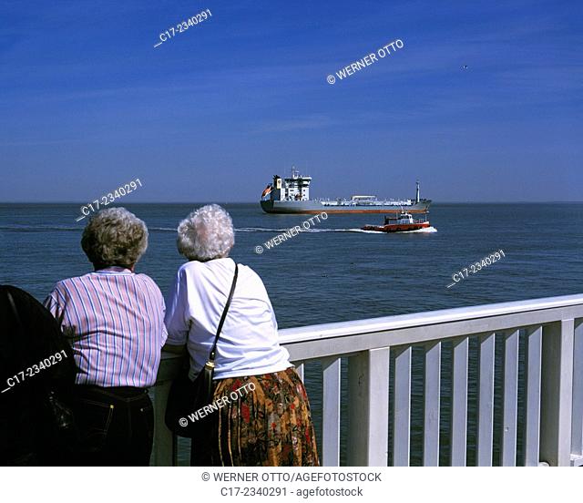 Germany. Cuxhaven, Elbe, North Sea, Lower Saxony, harbour, ""Alte Liebe"", harbour bulwark, landing pier, observation platform, tourism, touristic attraction