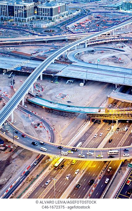 Highway and bridge construction at Sheik Zayed Avenue, Satwa district, Dubai City, Dubai, United Arab Emirates, Middle East