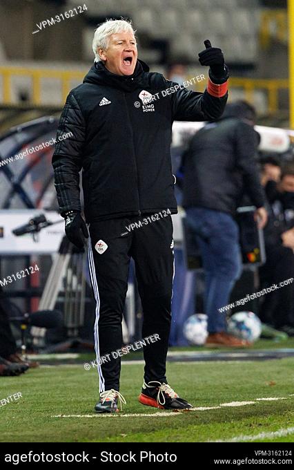 OHL's head coach Marc Brys pictured during a soccer game between Club Brugge and OH Leuven, Thursday 23 December 2021 in Brugge
