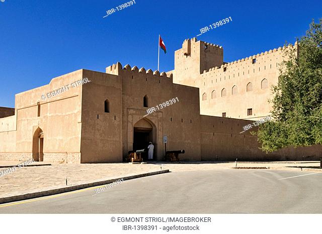 Historic adobe fortification Jabrin fort or castle, Hajar al Gharbi Mountains, Dhakiliya Region, Sultanate of Oman, Arabia, Middle East