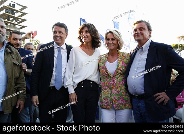 Janiculum: Piazzale Giuseppe Garibaldi. Closing of the electoral campaign of the Terzo Polo. In the photo Matteo Renzi with his wife Agnese Landini