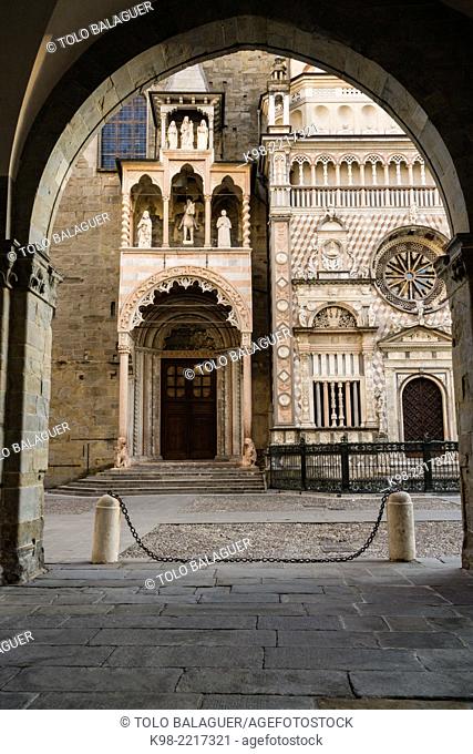 capilla Colleoni, siglo XV, Duomo, Piazza Padre Reginaldo Giuliani, Ciudad alta, Bergamo, Lombardia, Italy