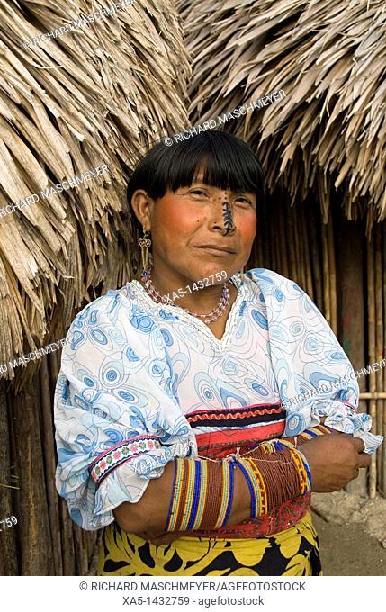 Kuna woman, Playon Chico village, San Blas Islands also called Kuna Yala Islands, Panama