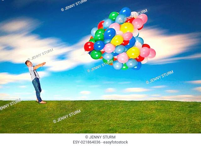 Luftballons halten im Wind