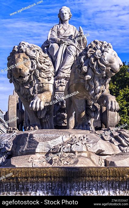 Fuente de Cibeles en la Plaza de Cibeles. Madrid. España