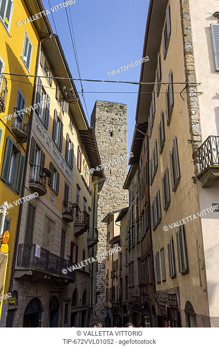 Italy, Lombardy, Bergamo Alta, the Gombito tower