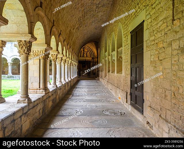 The Romanesque cloister of Girona Cathedral - Cathedral of Saint Mary of Girona - Spain