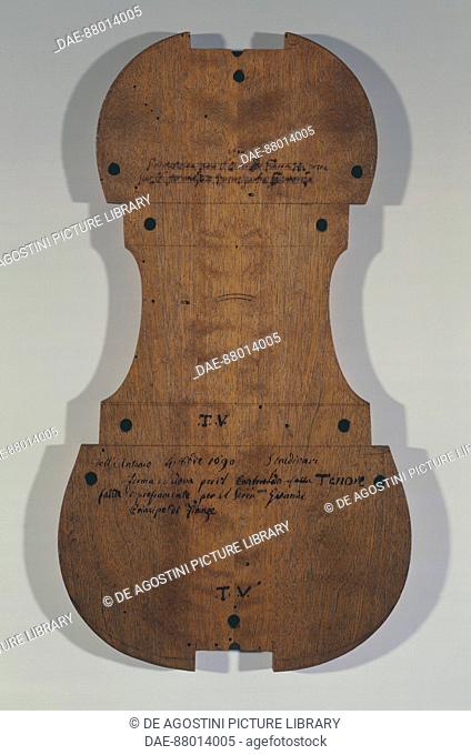 Boards for tenor viola, 1690. Italy, 17th century.  Cremona, Civica Collezione Dei Violini Palazzo Comunale (Violins)