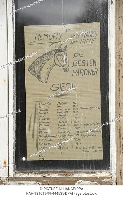 19 October 2018, Mecklenburg-Western Pomerania, Parow: View of a panel with the stroke ""Siege"" at the manor house north of Stralsund