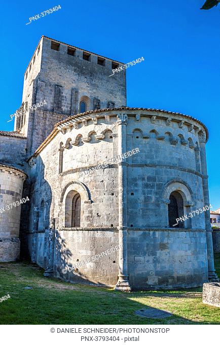 France, Charente Maritime, Mornac sur Seudre, Saint Pierre church, labelled Most Beautiful Village in France