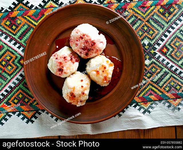Hombovci - Ukrainian Transcarpathian balls with Cottage