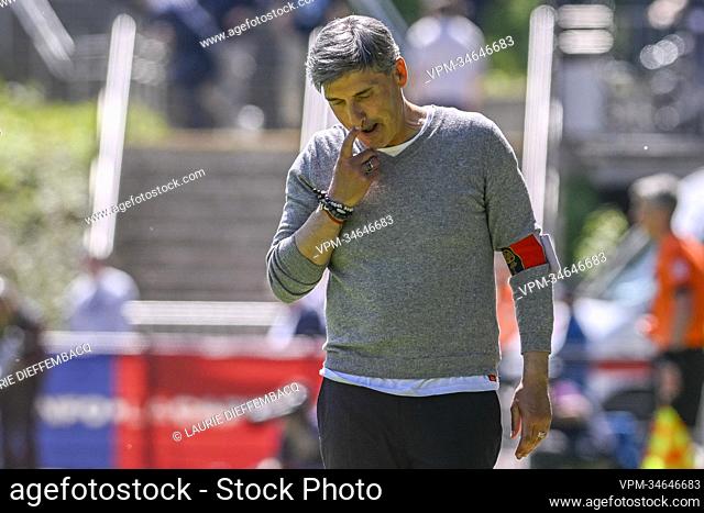 Union's head coach Felice Mazzu looks dejected during a soccer match between Royale Union Saint-Gilloise and Club Brugge, Sunday 08 May 2022 in Brussels