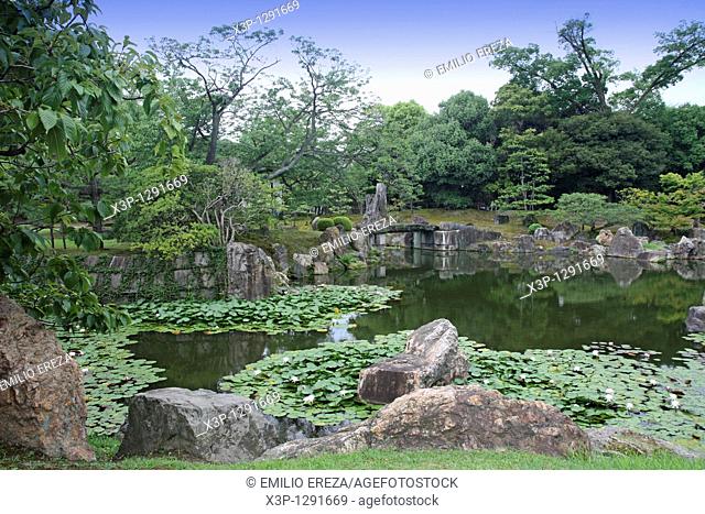 Nijo castle gardens  Kyoto  Kansai, Japan