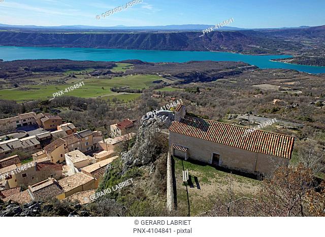 France, Alpes-de-Haute-Provence, Aiguines, the village overlooks the lake of Sainte-Croix